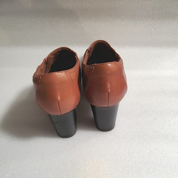 CLARKS Bendables Brown Leather Chunk Heel.  Size 9 1/2 - Picture 8 of 12